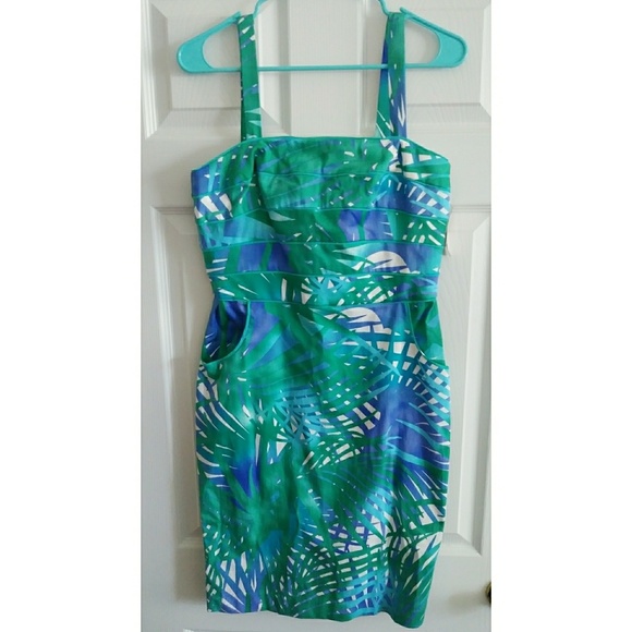 Dress Barn Dresses & Skirts - Tropical sheath Dressbarn dress! NWT